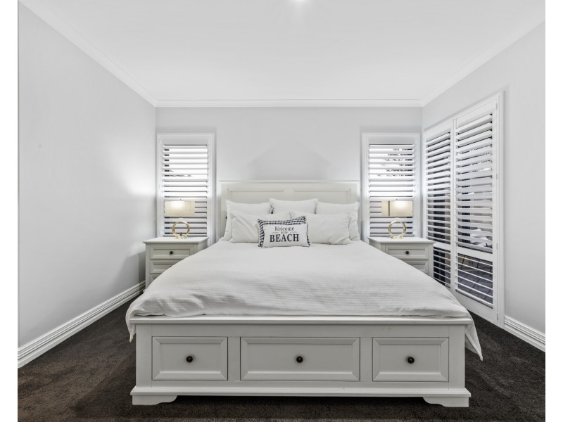 27 Bollard Circle, Wannanup WA 6210
