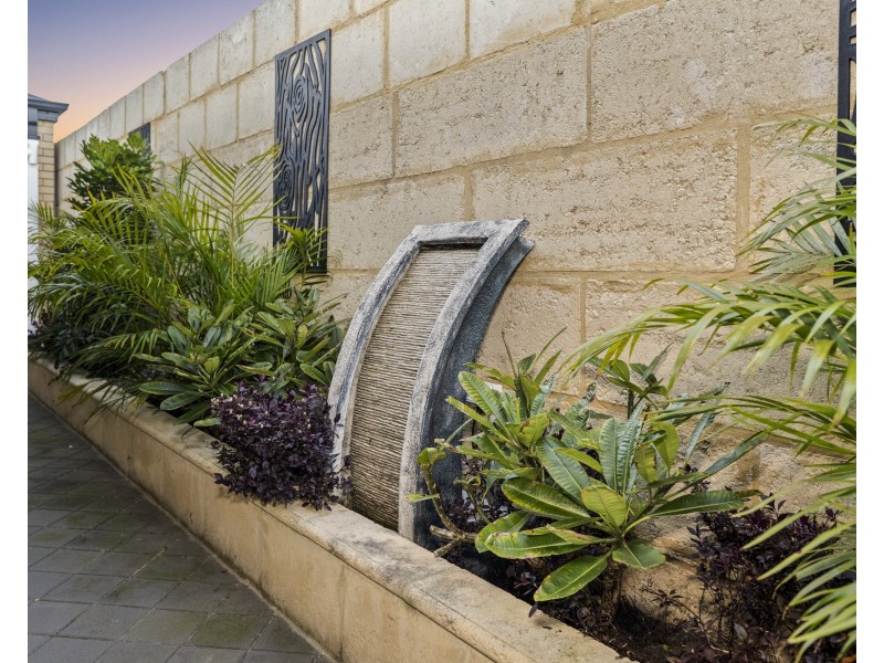 27 Bollard Circle, Wannanup WA 6210