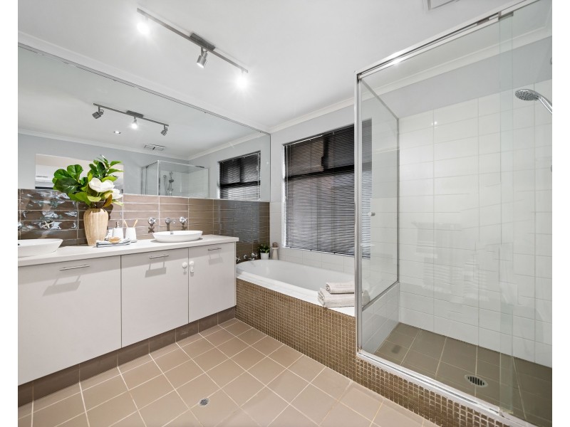 58 Macquarie Boulevard, Hammond Park WA 6164