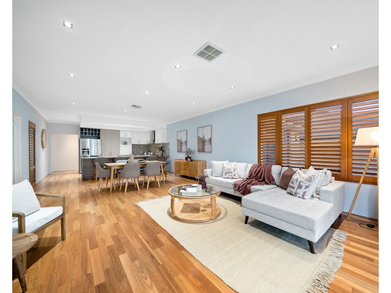 58 Macquarie Boulevard, Hammond Park WA 6164