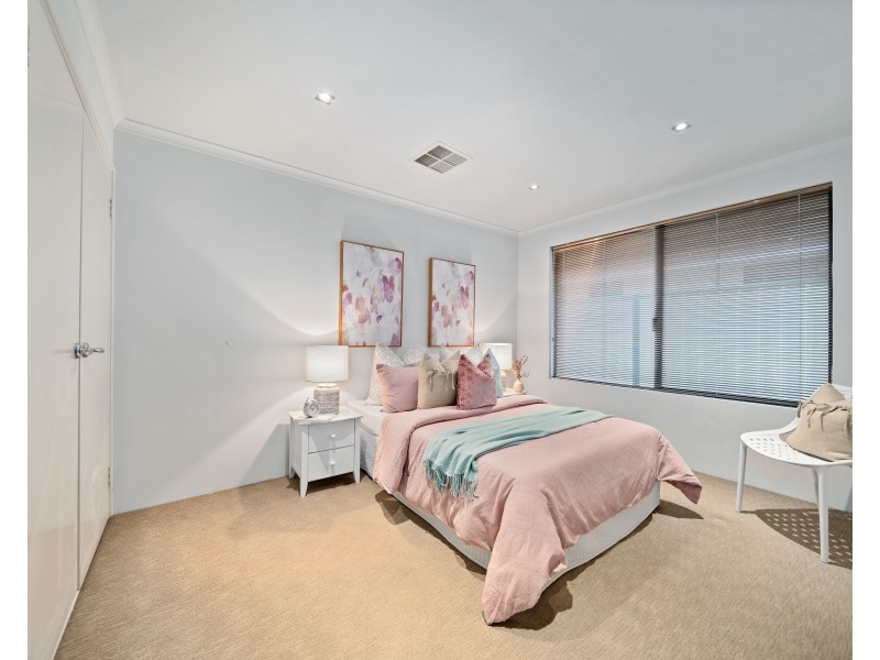 58 Macquarie Boulevard, Hammond Park WA 6164