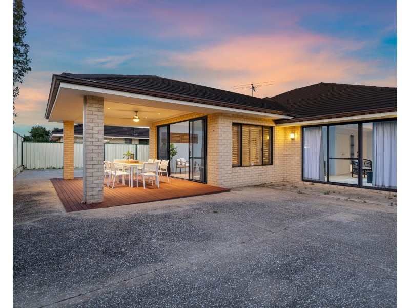 58 Macquarie Boulevard, Hammond Park WA 6164