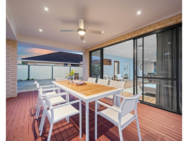 58 Macquarie Boulevard, Hammond Park WA 6164