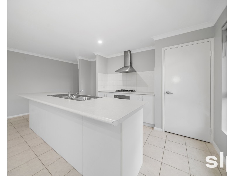 13A Merrifield Avenue, Kelmscott WA 6111