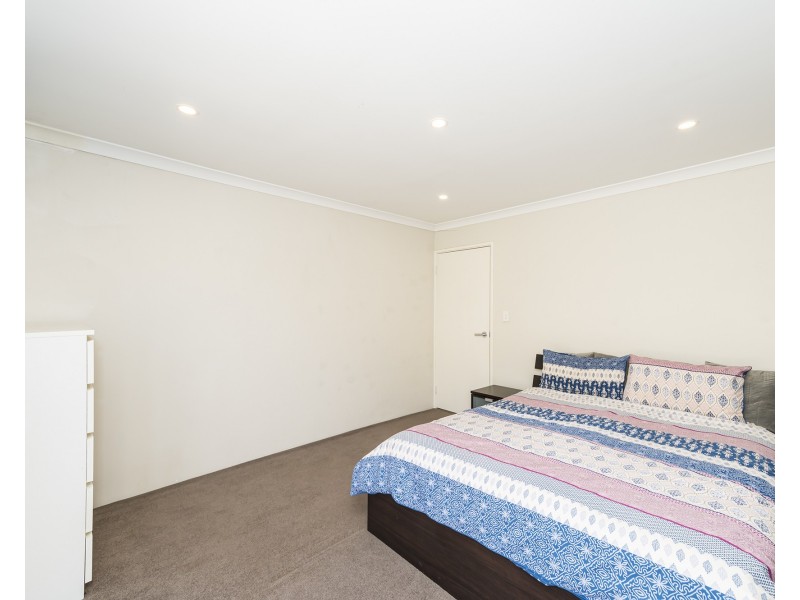 48 Hardey East Road, Wattle Grove WA 6107