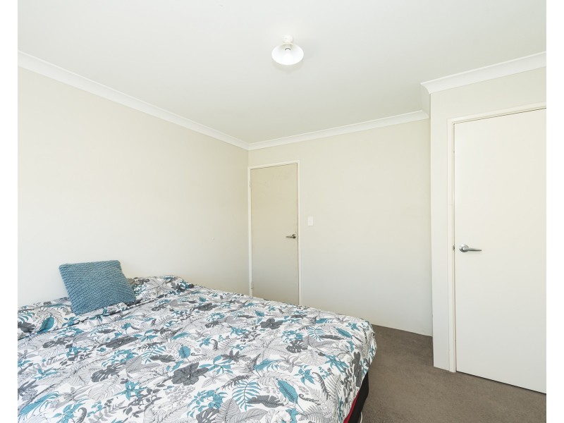 48 Hardey East Road, Wattle Grove WA 6107