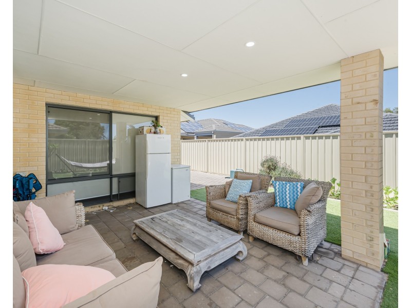 48 Hardey East Road, Wattle Grove WA 6107