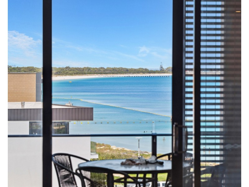 80/37 Orsino Boulevard, North Coogee WA 6163