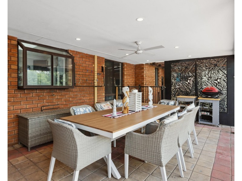 54 Dotterel Way, Yangebup WA 6164