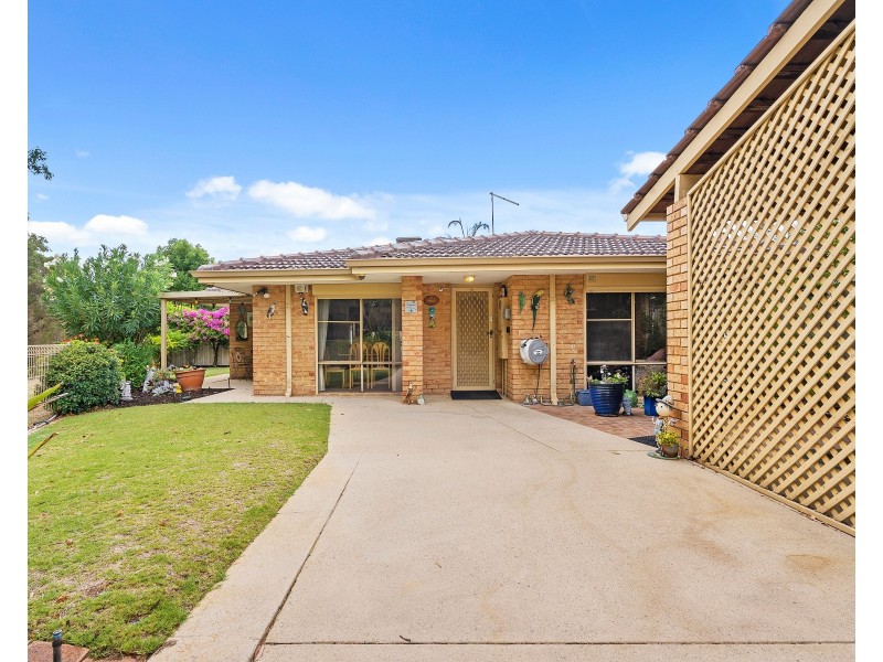 14/6 Bland Place, Beechboro WA 6063
