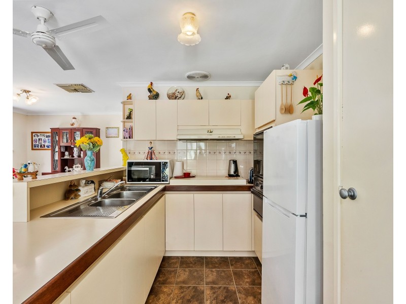 14/6 Bland Place, Beechboro WA 6063