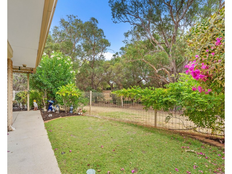 14/6 Bland Place, Beechboro WA 6063