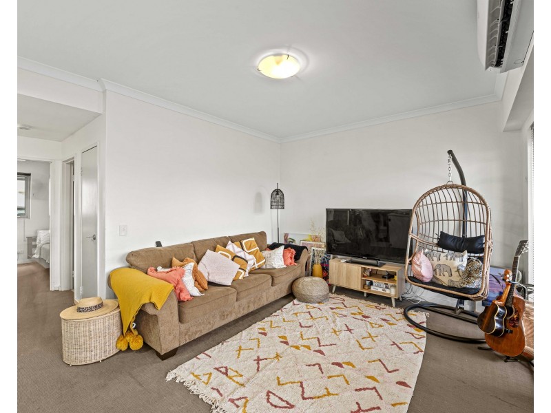 27/7 Streatham Street, Beckenham WA 6107