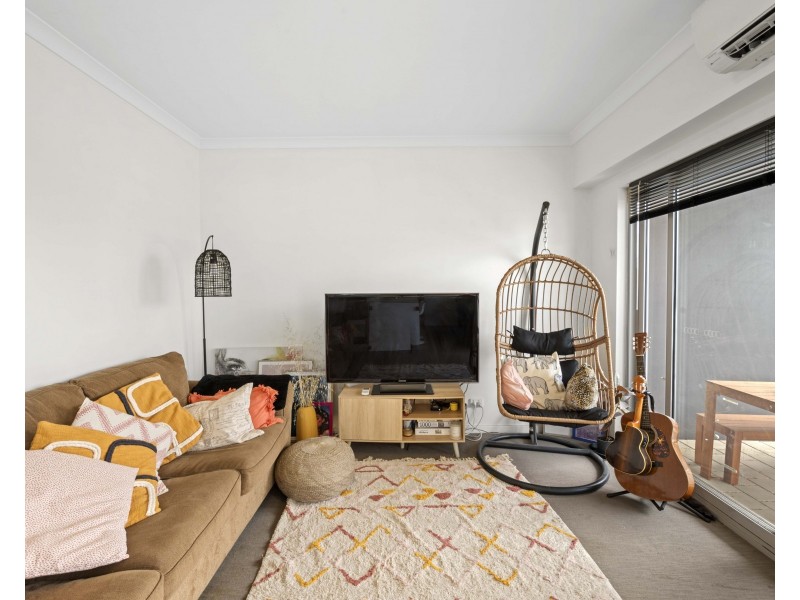 27/7 Streatham Street, Beckenham WA 6107