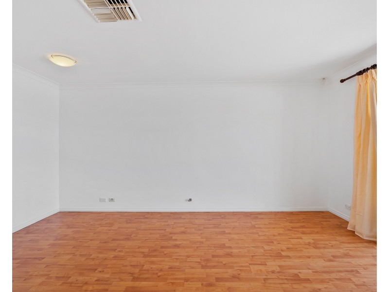 18 Danube Avenue, Beechboro WA 6063