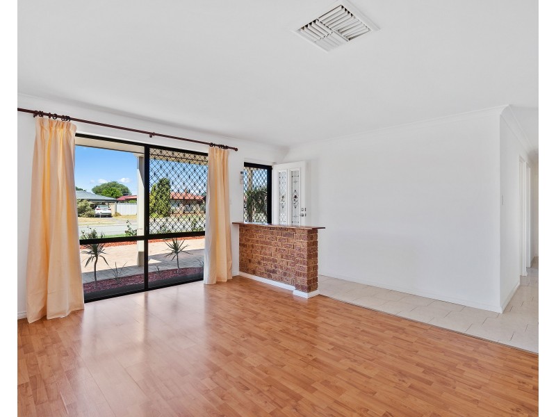 18 Danube Avenue, Beechboro WA 6063