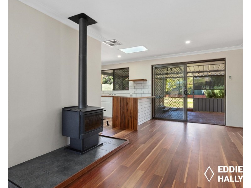 35 Dotterel Way, Yangebup WA 6164