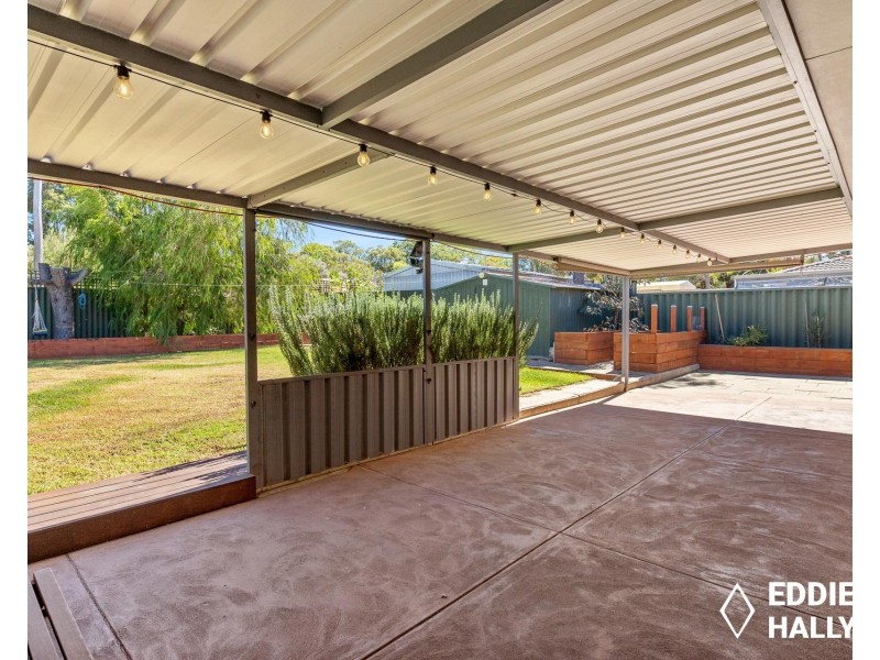35 Dotterel Way, Yangebup WA 6164