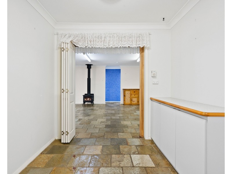 4 Brown Place, Beechboro WA 6063