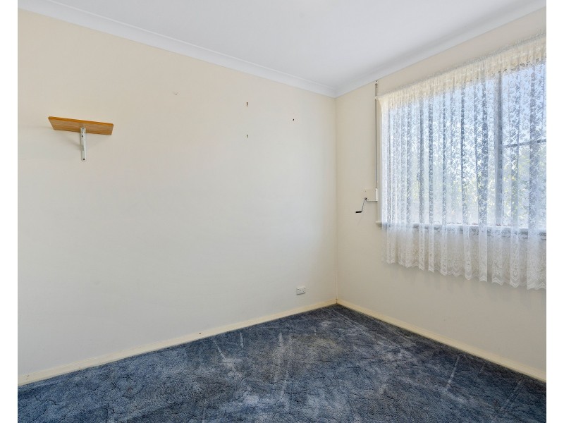 4 Brown Place, Beechboro WA 6063