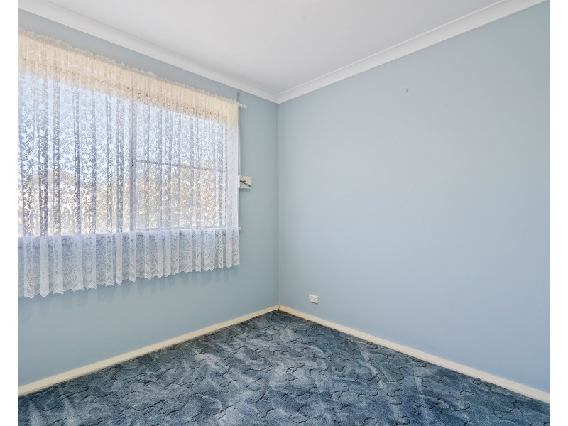 4 Brown Place, Beechboro WA 6063