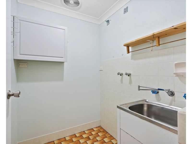 4 Brown Place, Beechboro WA 6063