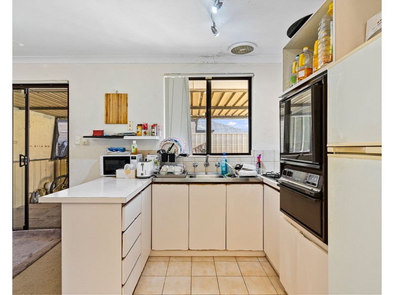 28 Amazon Drive, Beechboro WA 6063