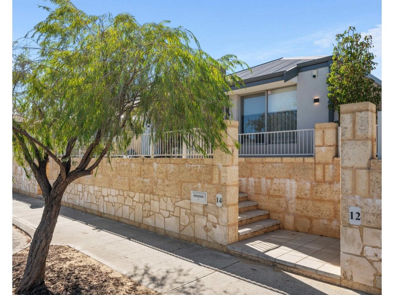 14 Manarola Loop, Coogee WA 6166