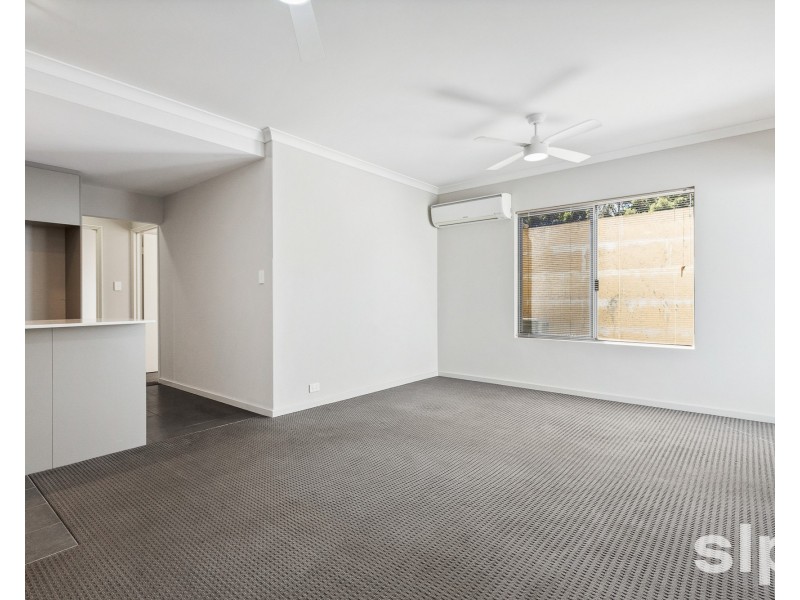 1/1 Oneida Road, Secret Harbour WA 6173