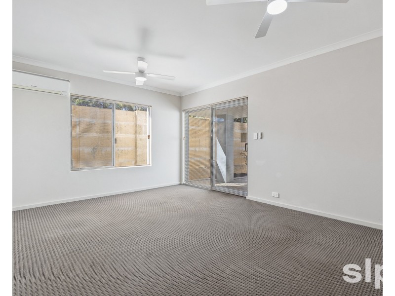 1/1 Oneida Road, Secret Harbour WA 6173