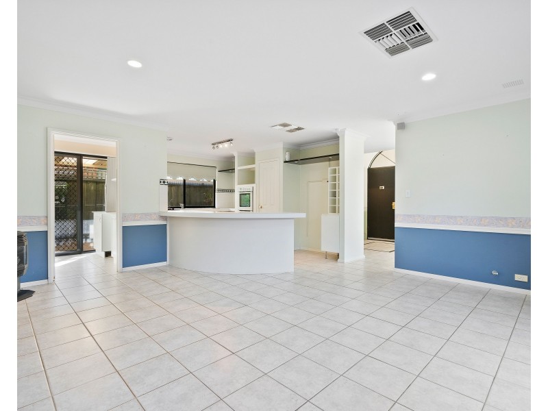 9 Angophora Avenue, Ellenbrook WA 6069