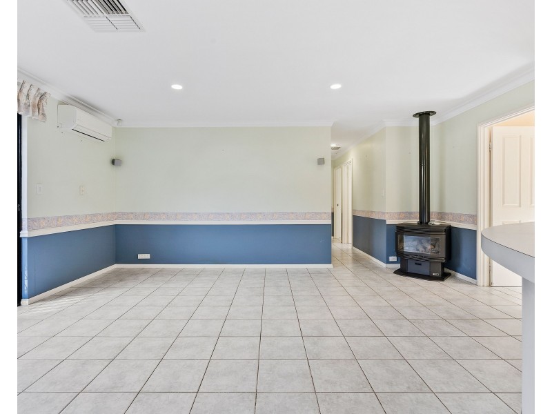 9 Angophora Avenue, Ellenbrook WA 6069