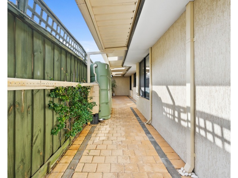 9 Angophora Avenue, Ellenbrook WA 6069