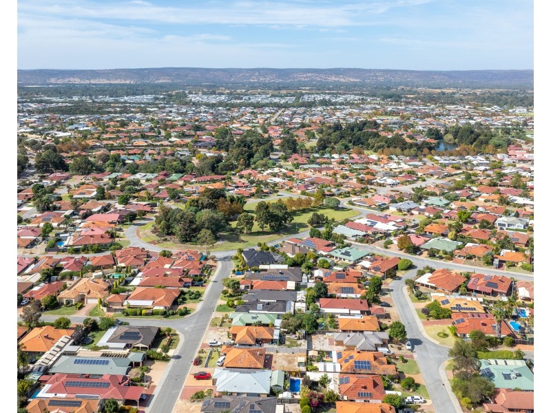 9 Angophora Avenue, Ellenbrook WA 6069