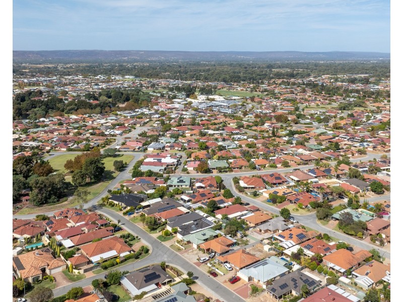9 Angophora Avenue, Ellenbrook WA 6069