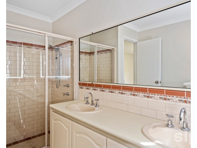 13 Maratea Parade, Secret Harbour WA 6173