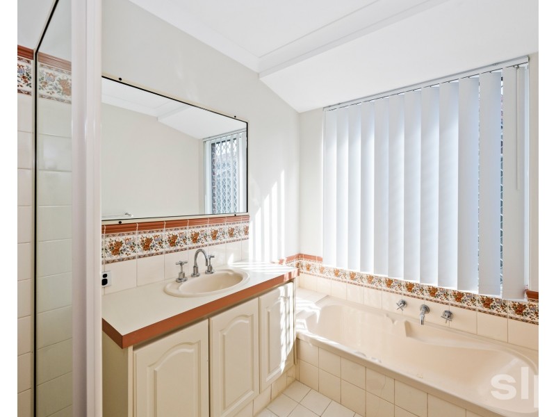 13 Maratea Parade, Secret Harbour WA 6173