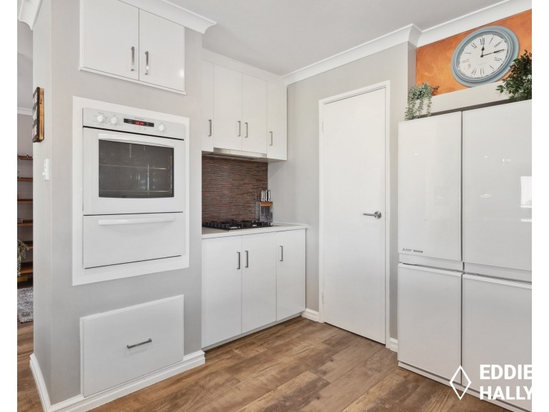 10 Dover Place, Yangebup WA 6164