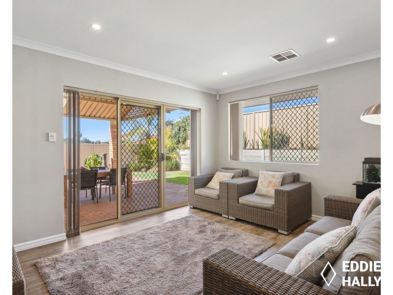 10 Dover Place, Yangebup WA 6164