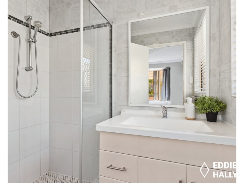 10 Dover Place, Yangebup WA 6164