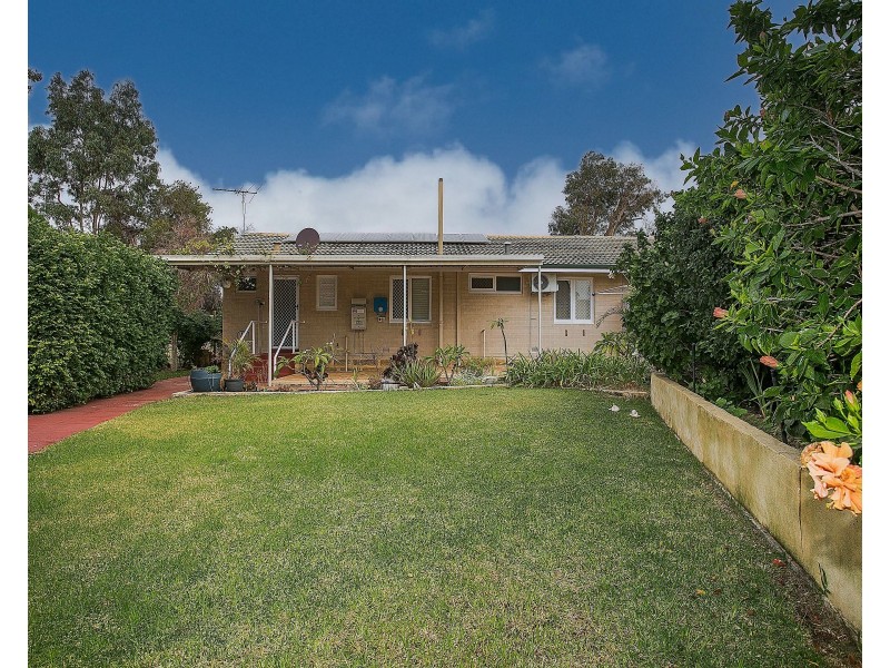 21C Hatfield Way, Girrawheen WA 6064