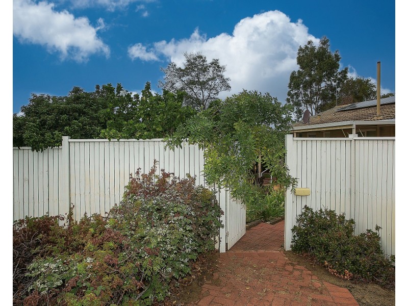 21C Hatfield Way, Girrawheen WA 6064