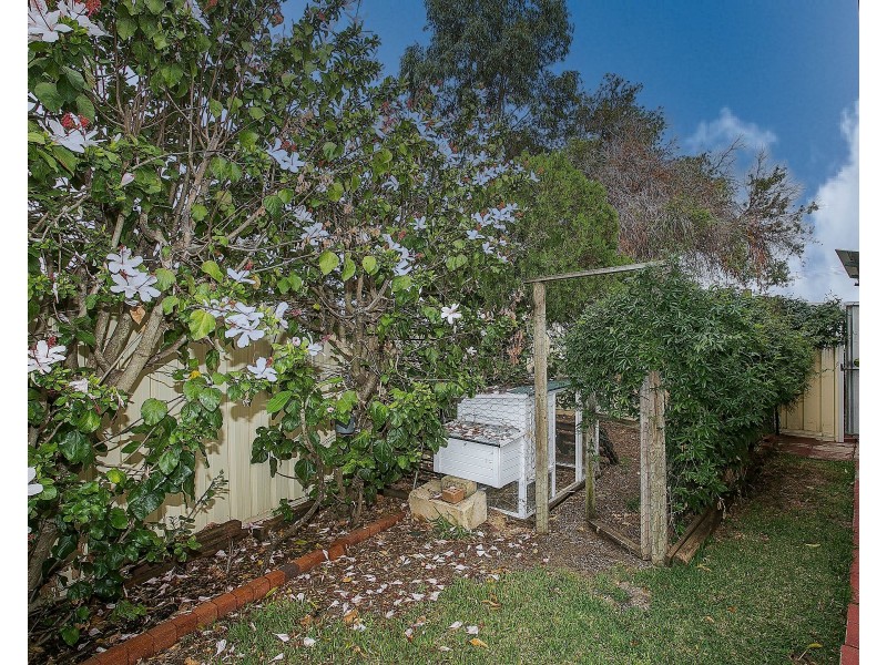 21C Hatfield Way, Girrawheen WA 6064