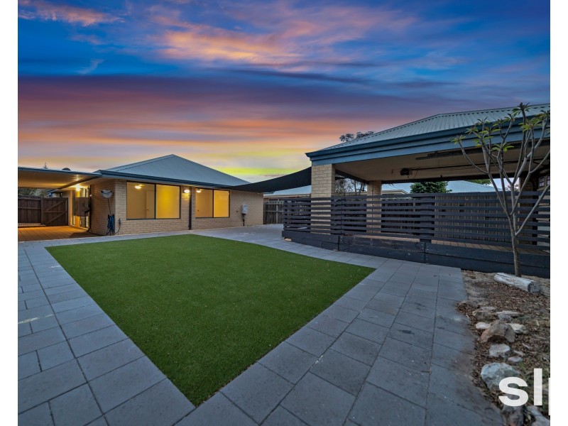 72 Pinegrove Drive, Ellenbrook WA 6069