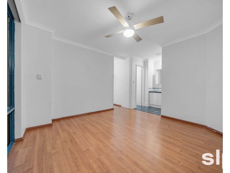 72 Pinegrove Drive, Ellenbrook WA 6069