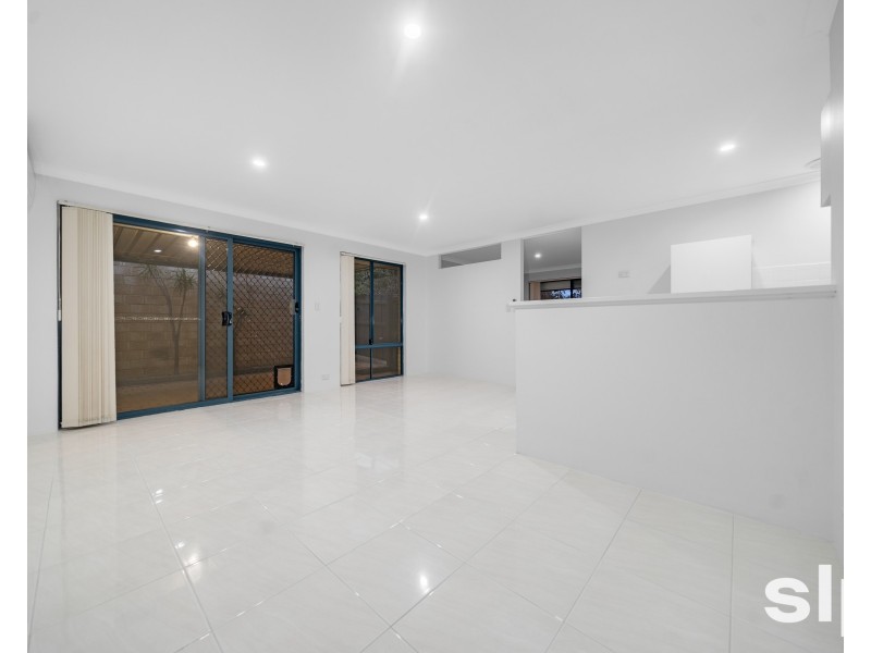 72 Pinegrove Drive, Ellenbrook WA 6069