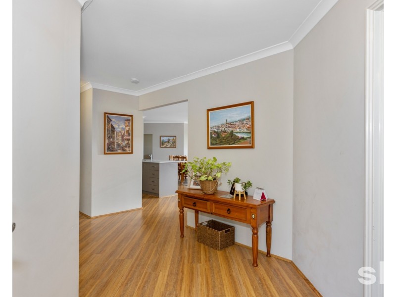 14 Riceflower Boulevard, Halls Head WA 6210