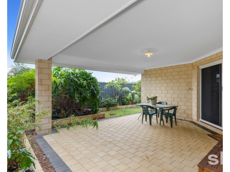 14 Riceflower Boulevard, Halls Head WA 6210