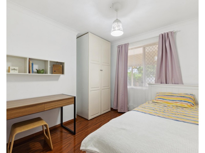 27 Conigrave Road, Yangebup WA 6164