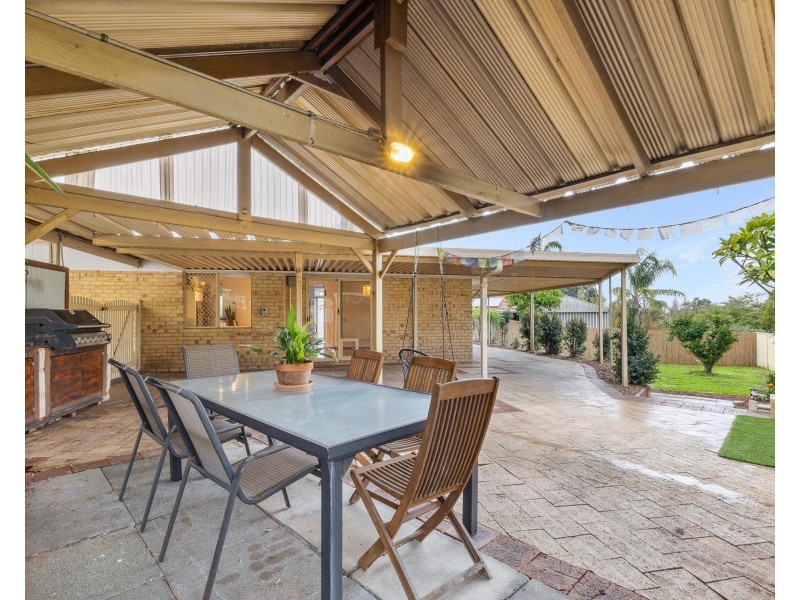 27 Conigrave Road, Yangebup WA 6164